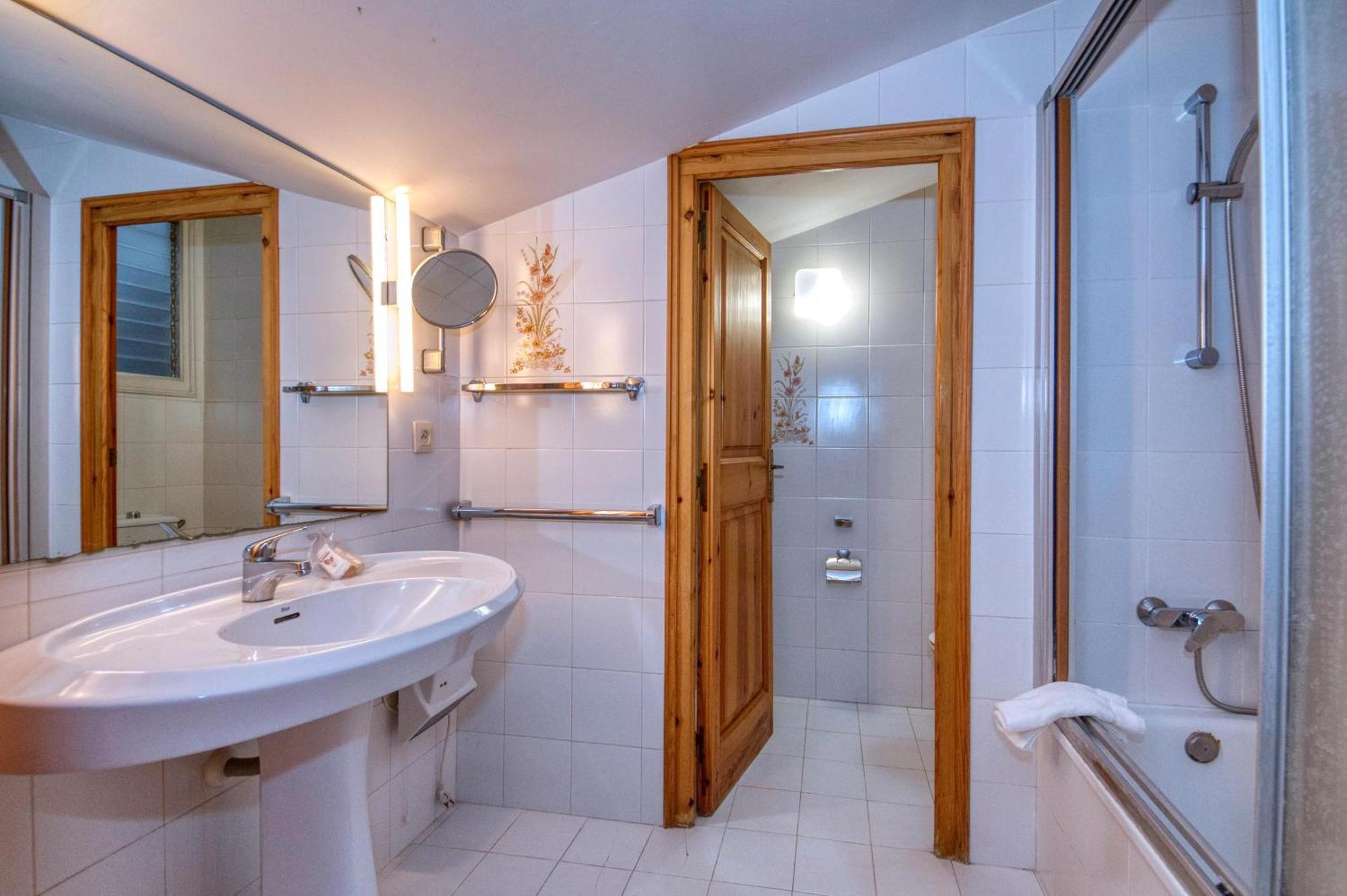 Apartaments Can Niell Calella De Palafrugell Exterior foto